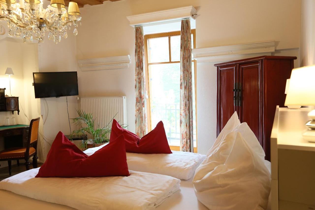 Baderhaus Hotell Bruck an der Mur Exteriör bild