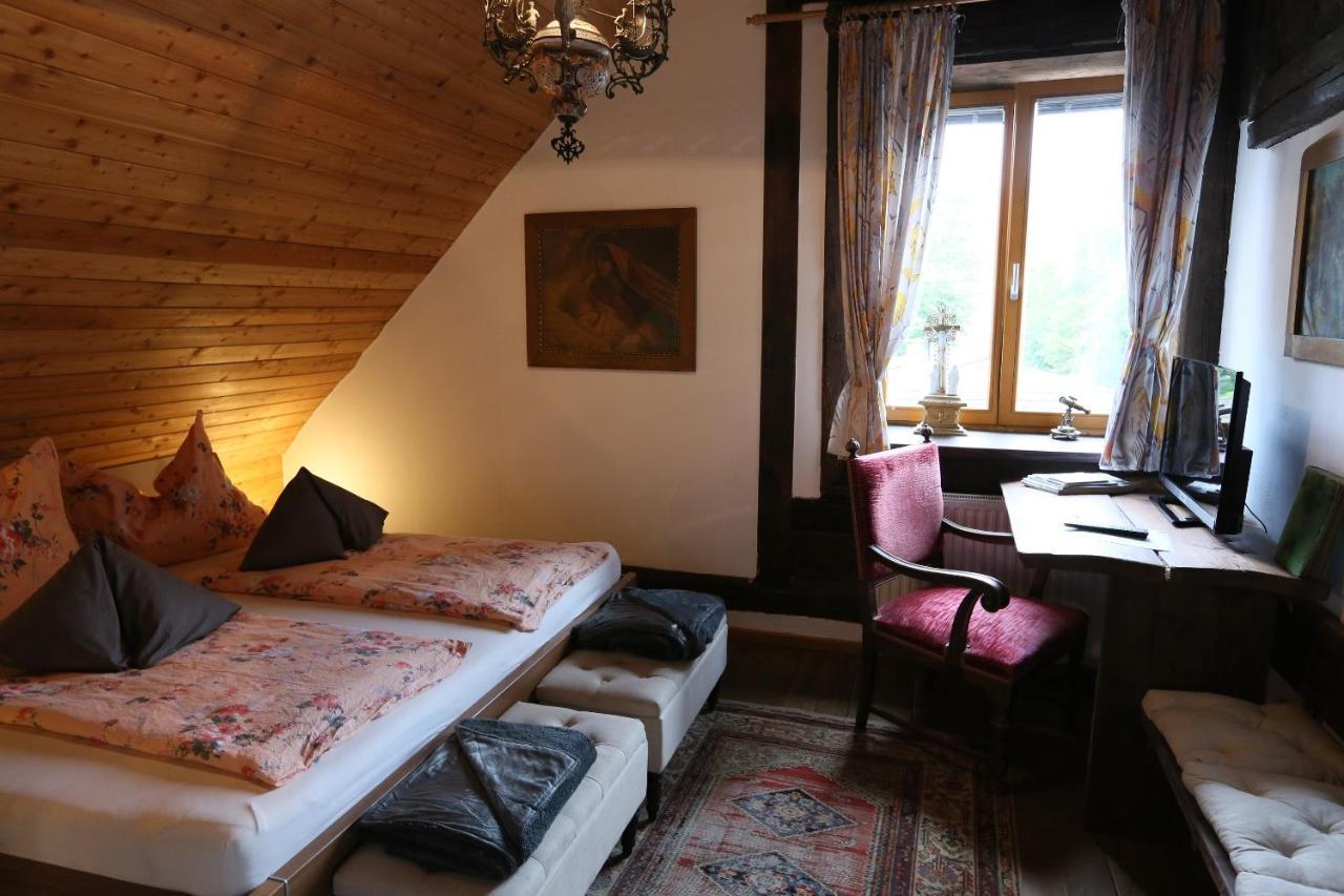 Baderhaus Hotell Bruck an der Mur Exteriör bild