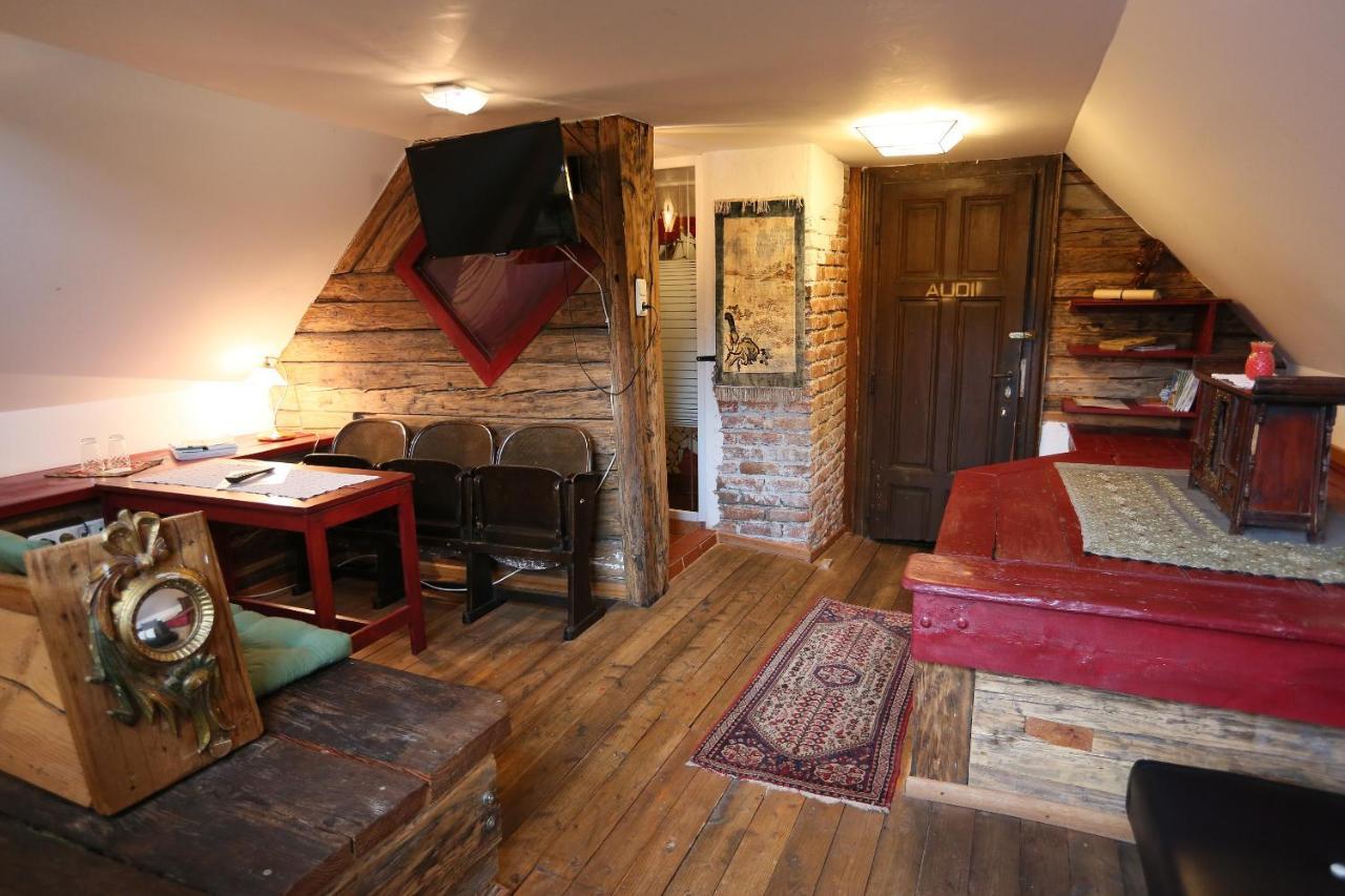 Baderhaus Hotell Bruck an der Mur Exteriör bild